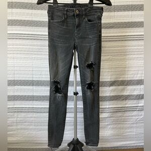 American Eagle Outfitters Black Ripped Skinny Jeans Women’s Size S / 26-27”